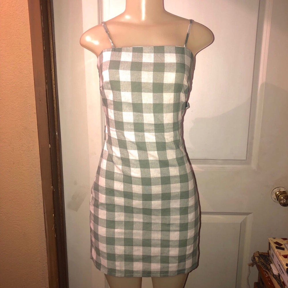 Vintage plaid mini dress 🦋